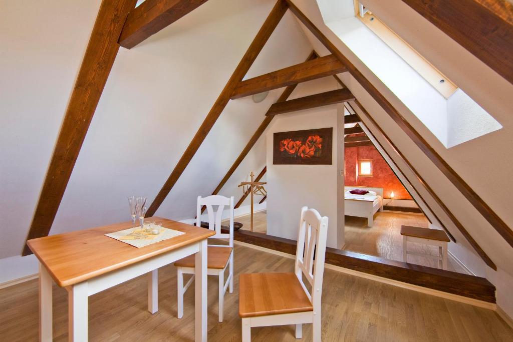 Vila Johanka & Apartments Český Krumlov Szoba fotó